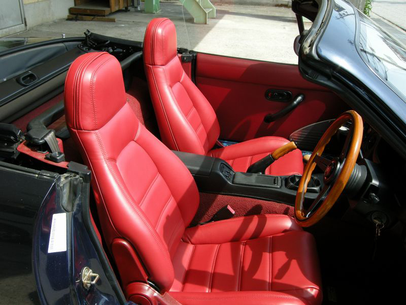 ユーノスロードスター　シート張替え後